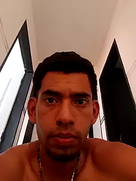 Negritohot2828 online show from 10-17-25, 04:31