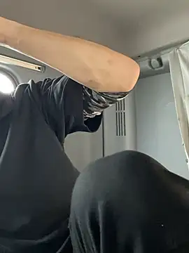 otouhu76 online show from 11-05-25, 04:34