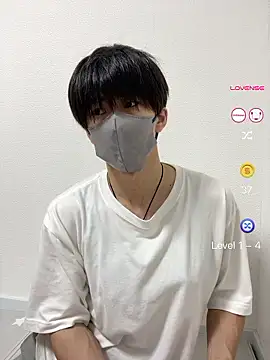 Snapshot of otouhu76 chatting on 06-08-26, 01:28 otouhu76 online show from 06-08-26, 01:28