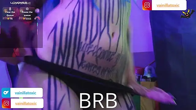 vainilla doll online show from 03-01-26, 02:02