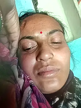 Snapshot of Hot_chinkiji chatting on 03-10-26, 04:06 Hot chinkiji online show from 03-10-26, 04:06