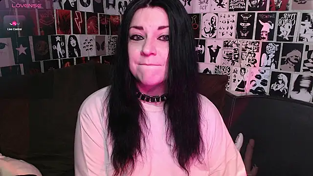 Snapshot of Kvopa chatting on 09-25-25, 06:39 Kvopa online show from 09-25-25, 06:39