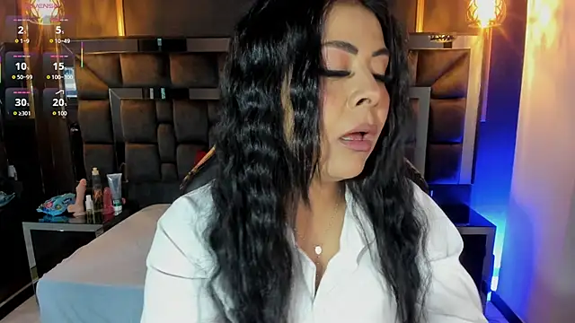 Snapshot of Aniajoness_ chatting on 09-19-25, 04:25 Aniajoness online show from 09-19-25, 04:25