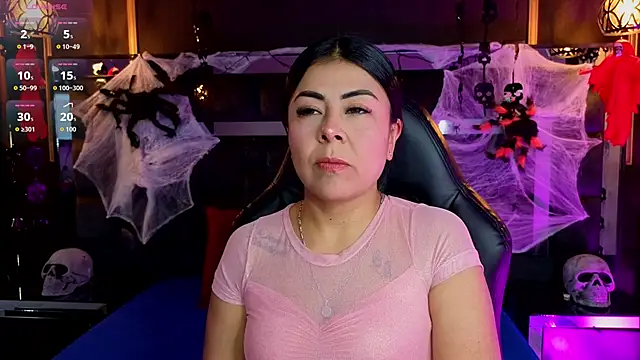 Snapshot of Aniajoness_ chatting on 10-23-25, 04:01 Aniajoness online show from 10-23-25, 04:01