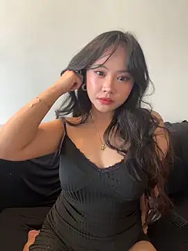 Snapshot of jinawaves chatting on 05-17-26, 01:03 jinawaves online show from 05-17-26, 01:03