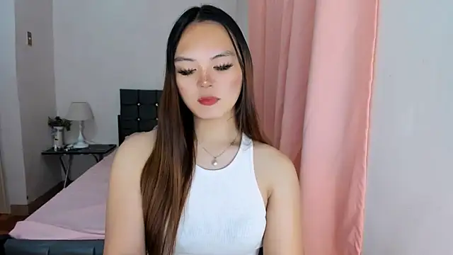 ameliamaureen online show from 10-19-25, 01:12