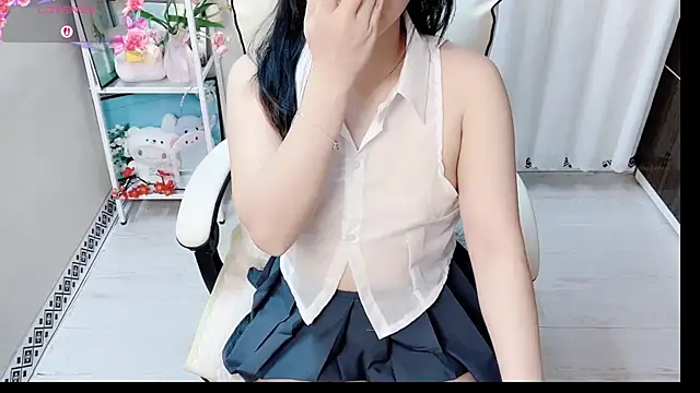 phuongnhi  online show from 06-10-26, 12:26