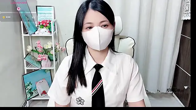 phuongnhi  online show from 07-25-26, 03:04