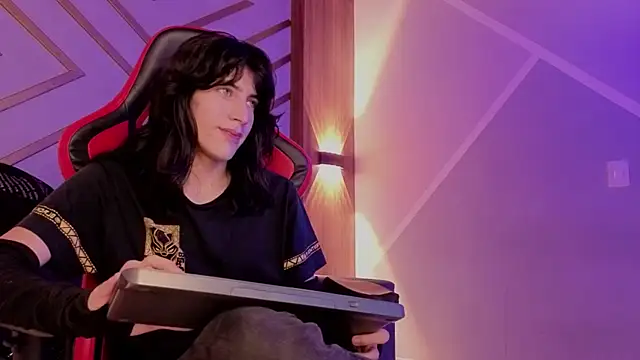 devils cry online show from 10-11-25, 03:39