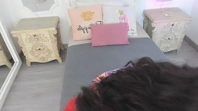 MeganStar   online show from 12-19-25, 12:12