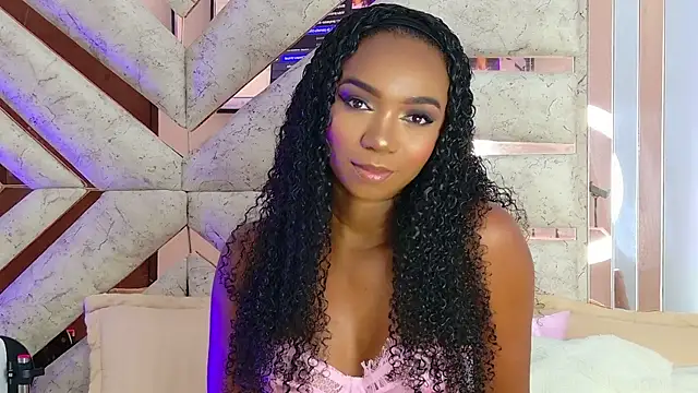 Snapshot of Tessa_Owenss chatting on 04-23-26, 11:18 Tessa Owenss online show from 04-23-26, 11:18