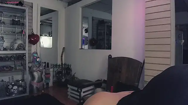 Snapshot of xinamora chatting on 11-07-25, 05:07 xinamora online show from 11-07-25, 05:07