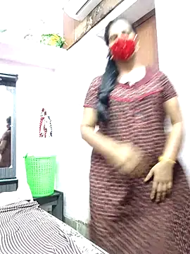 Tamil-Meenu12 online show from 11-18-25, 07:02