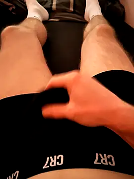 Snapshot of _-neo-_ chatting on 09-29-25, 08:57 -neo- online show from 09-29-25, 08:57