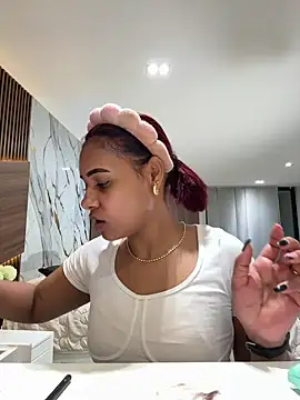 DollyBrowncc online show from 06-19-26, 02:27