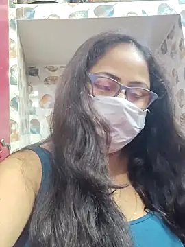 Snapshot of nisha_1110 chatting on 04-08-26, 06:19 nisha 1110 online show from 04-08-26, 06:19