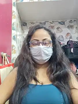 Snapshot of nisha_1110 chatting on 04-09-26, 02:11 nisha 1110 online show from 04-09-26, 02:11