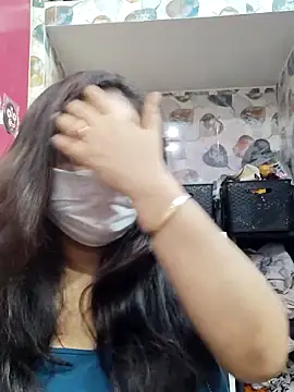 Snapshot of nisha_1110 chatting on 04-23-26, 02:52 nisha 1110 online show from 04-23-26, 02:52