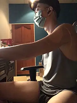 Snapshot of Rmangotw chatting on 10-02-25, 02:13 Rmangotw online show from 10-02-25, 02:13