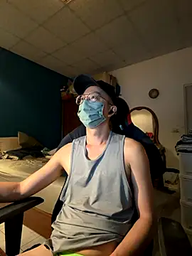 Snapshot of Rmangotw chatting on 10-12-25, 12:37 Rmangotw online show from 10-12-25, 12:37