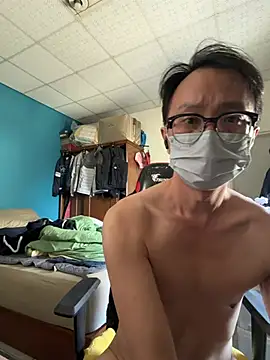 Snapshot of Rmangotw chatting on 02-11-26, 05:34 Rmangotw online show from 02-11-26, 05:34