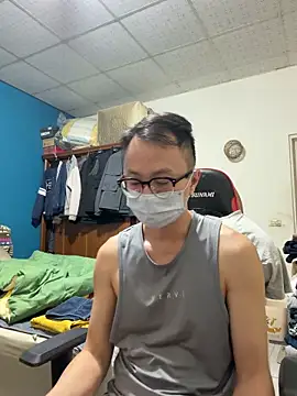 Snapshot of Rmangotw chatting on 02-17-26, 01:29 Rmangotw online show from 02-17-26, 01:29