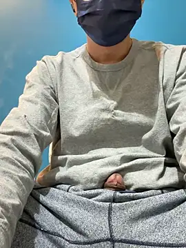 Snapshot of Rmangotw chatting on 03-04-26, 03:29 Rmangotw online show from 03-04-26, 03:29