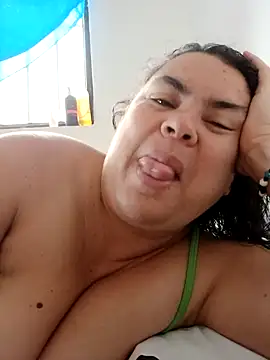 yaneth  online show from 09-17-25, 12:29