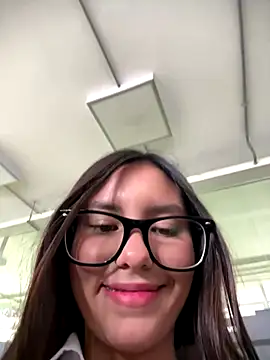 Katie rawwww online show from 09-08-25, 02:49