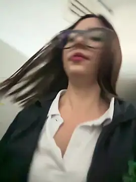 Katie rawwww online show from 09-26-25, 01:26