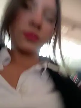 Katie rawwww online show from 10-24-25, 03:30