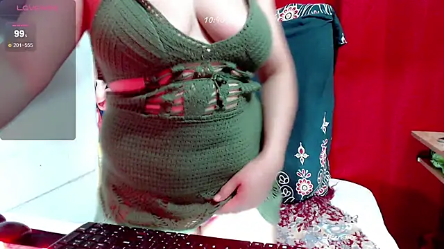 Snapshot of nesianhottits chatting on 08-08-26, 02:41 nesianhottits online show from 08-08-26, 02:41