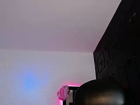 violetwitch05 online show from 09-25-25, 06:00