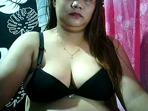 yuana25 online show from 05-21-26, 08:43