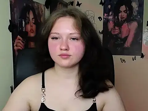 Snapshot of LadyAlice_ chatting on 06-05-26, 06:52 LadyAlice online show from 06-05-26, 06:52