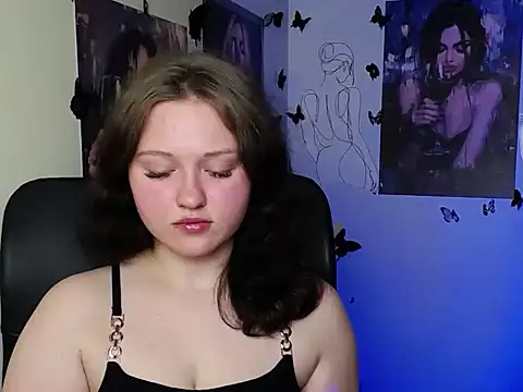 Snapshot of LadyAlice_ chatting on 06-17-26, 06:09 LadyAlice online show from 06-17-26, 06:09