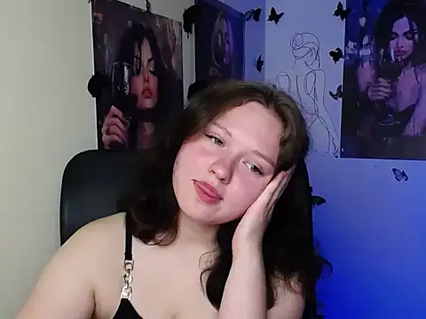 Snapshot of LadyAlice_ chatting on 06-22-26, 05:48 LadyAlice online show from 06-22-26, 05:48