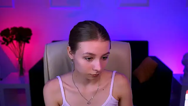 JulieDaniel online show from 09-09-25, 08:14