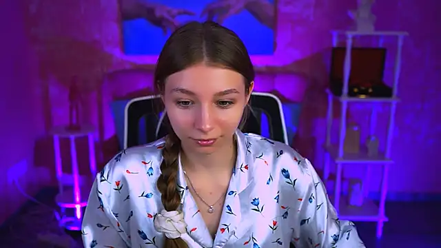 JulieDaniel online show from 09-22-25, 08:16