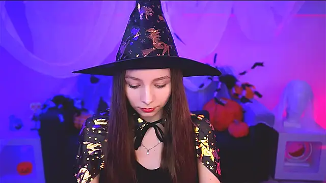 JulieDaniel online show from 10-27-25, 05:11