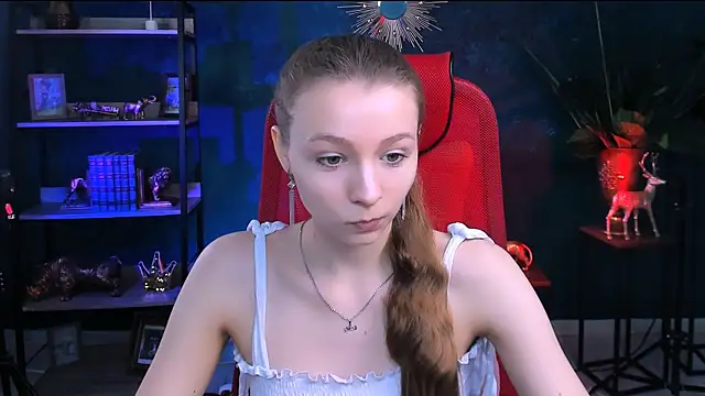 JulieDaniel online show from 05-06-26, 04:08