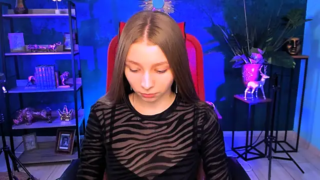 JulieDaniel online show from 05-07-26, 08:52