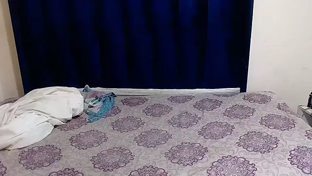 Snapshot of SexyChantyBabe25 chatting on 10-25-25, 10:56 SexyChantyBabe25 online show from 10-25-25, 10:56