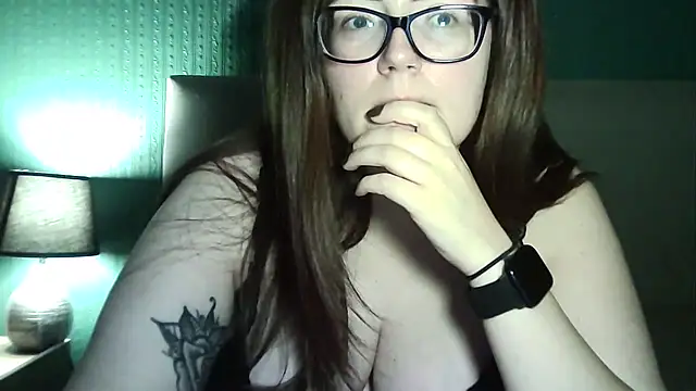 Curvy-BellaX online show from 09-28-25, 08:58