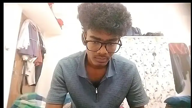 Snapshot of Rahulisagoodguy chatting on 09-15-25, 10:04 Rahulisagoodguy online show from 09-15-25, 10:04