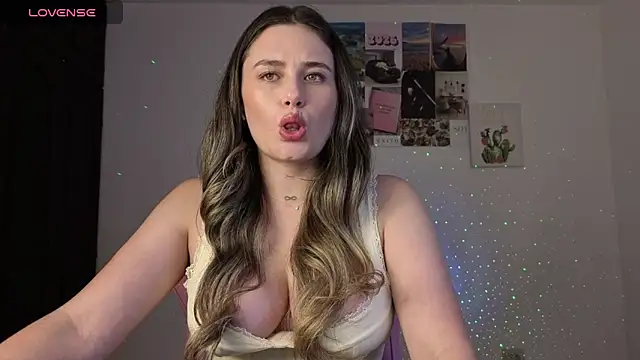 Veronika  Winslow  online show from 05-14-26, 05:14