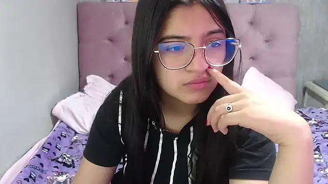 laurenelove online show from 09-20-25, 02:56