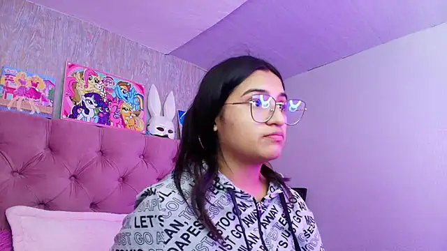 laurenelove online show from 02-03-26, 03:26