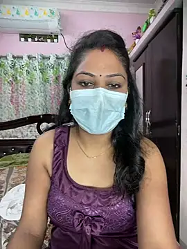 Lovlycouple1 online show from 03-26-26, 02:17