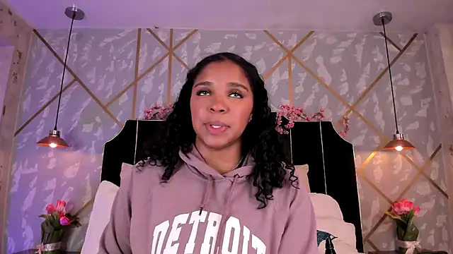 LisaMendez online show from 05-09-26, 03:56